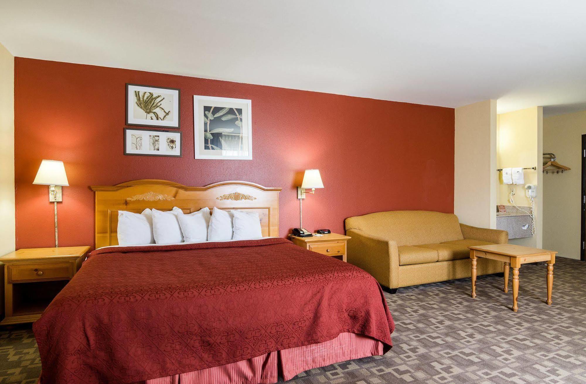 Quality Inn I-70 At Wanamaker Топіка Екстер'єр фото