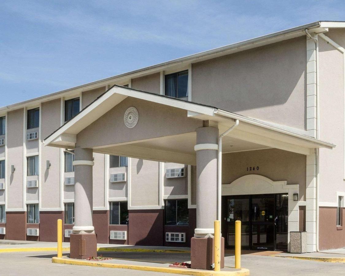 Quality Inn I-70 At Wanamaker Топіка Екстер'єр фото